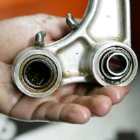 Remove & Refit 1 Suspension Linkage Bearing 